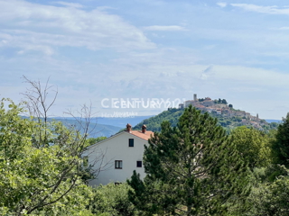 Prodaja, zemljišče, zazidljivo, Istarska županija, Motovun