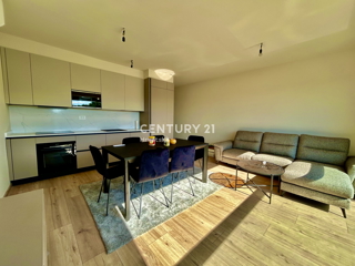 POREČ, STANOVANJE LE 600 METROV OD PLAŽE IN MORJA