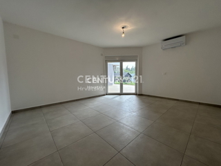 Prodaja, stanovanje, 2,5-sobno (2S+DB), Istarska županija, Umag