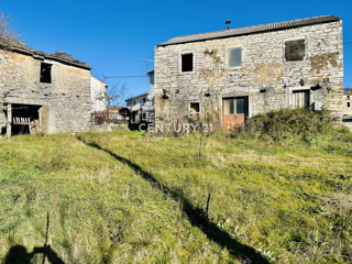 OPRTALJ, OKOLICA, KAMNITA SAMOSTOJEČA HIŠA S POGLEDOM NA MORJE