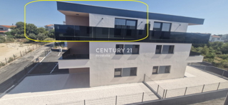 Pakoštane - trisobno stanovanje z pogledom na morje -S5-A