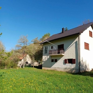 Brušane - prodaja hiše v parku narave Velebit