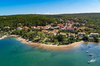 Krk - Soline, hiša na odlični lokaciji ob morju