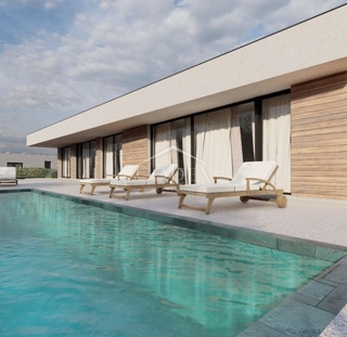 Labin - vila z 2 stanovanjskima enotama in bazenom za sprostitev