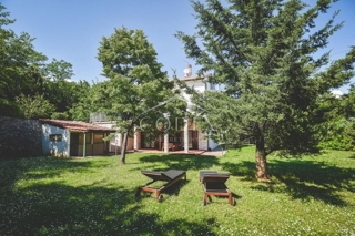 Vežica/Trsat - očarljiva hiša, obdana z zeleno oazo