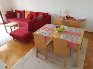 Ičići - prodaja dvosobnega apartmaja s pogledom na morje