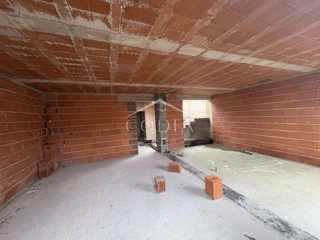  Kostrena - prodaja gradbenega projekta na odlični lokaciji