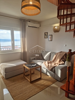 Crikvenica - na novo prenovljen apartma s čudovitim pogledom v bližini morja!