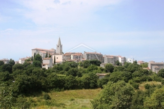 Bale - prodaja kmetijskega zemljišča