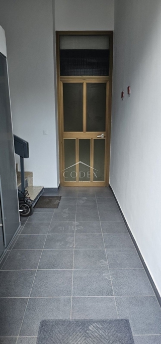 Turnić - prodaja poslovnih prostorov za adaptacijo