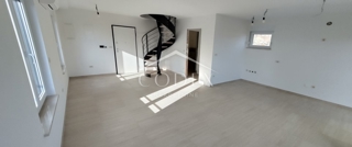 Kastav, Rubeši – prodaja luksuzne novogradnje z garažo in vrtom