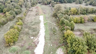 Svetvinčenat - prodaja gradbenih parcel