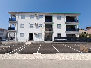 Poreč, okolica, Stan na 2. nadstropju s 2 spalnice, 7 km od morja