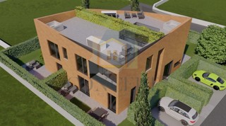 Poreč, okolica, Stan v 1. nadstropju z dvema spalnicama in strešno teraso, 3 km od morja.