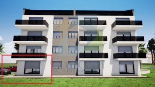 Tar, Poreč - EKSKLUZIVNA PONUDA - Stan v pritličju s okužnico 3 km od morja