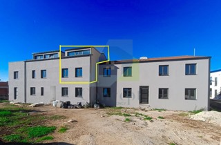 Poreč, okolica, Dvoetažni stan s tremi spalnicami in pogledom na morje