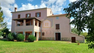 Idilična istrska hiša!