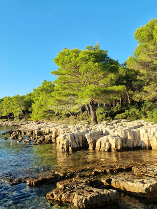 Biograd n/m, Pakoštane: Gradbeno zemljišče z gradbenim dovoljenjem*