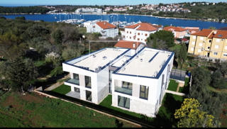 Volme, Banjole - luksuzno stanovanje 200 m od plaže