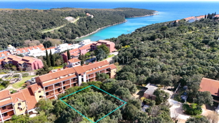 ISTRA, DUGA UVALA - Zemljišče pred urbanizacijo 392 m2