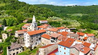 ISTRA, GROŽNJAN - Kamnita hiša s panoramskim razgledom EKSKLUZIVNO!