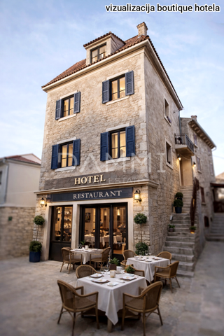 Bale, Istra - hiša s poslovnim prostorom, odlična lokacija v centru Bala