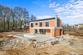 ISTRA, TINJAN - Hiša z bazenom na osamljeni lokaciji in čudovitim razgledom