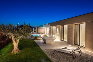 Poreč, Ekskluzivna vila za pametne domove z odprtim razgledom