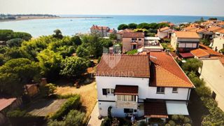 Umag, center, dva apartmaja, 2. red do morja!