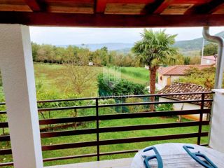 Hiša za najem v središču Karojbe