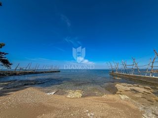 Istra, Umag, stanovanje z dvigalom 300 m od morja in plaže!
