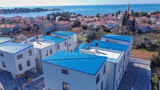Umag, Lovrečica, Trisobno stanovanje v drugem nadstropju!