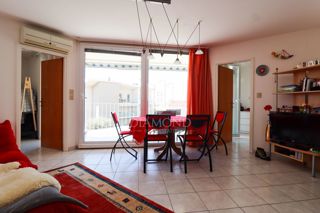Apartma na iskani lokaciji, 300 metrov od morja.