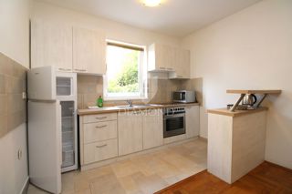 Apartmaj Malinska, Malinska-Dubašnica, 60m2