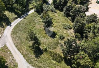 Zemljišče Breza, Klana, 1.510m2