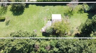 Poreč – ekskluzivno zemljišče 1.265 m², 500 m od morja
