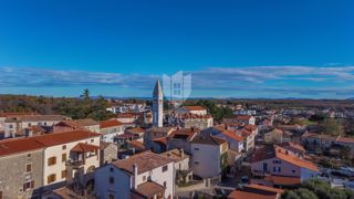 Poreč, okolica, očarljiva hiša s panoramskim razgledom!
