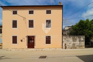 Hiša Poreč, 180m2