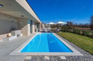 Poreč, Ekskluzivna vila za pametne domove z bazenom