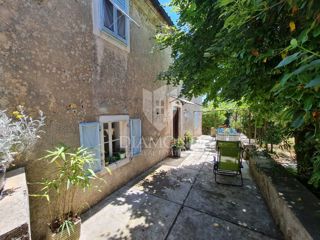Labin, okolica, tradicionalna istrska kamnita hiša