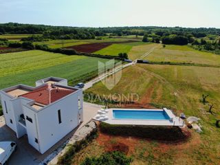 Marčana, okolica, impozantna samotna posest