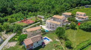 Pičan, vila z razgledom