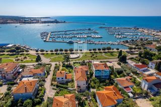 Istra, Umag – Čudovita vila v prvi vrsti ob morju