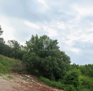 Zemljišče Poreč, 593m2