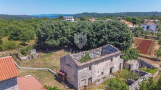 Istra, Kaštel, okolica, hiša z bazenom in vrtom!