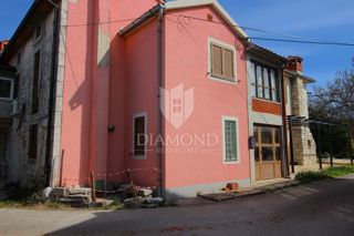 Labin, okolica, hiša z vrtom in garažo
