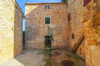 Poreč, okolica, istrska kamnita hiša za popolno prenovo!