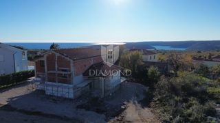Labin, Rabac, novogradnja s pogledom na morje