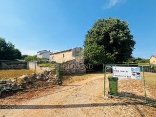 Istra, Kaštel, okolica, hiša z bazenom in vrtom!
