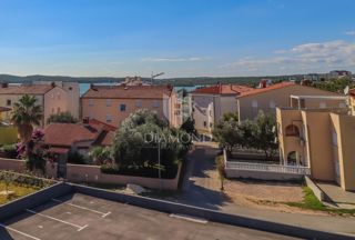 Medulin - kakovostno novo stanovanje s prostorno teraso